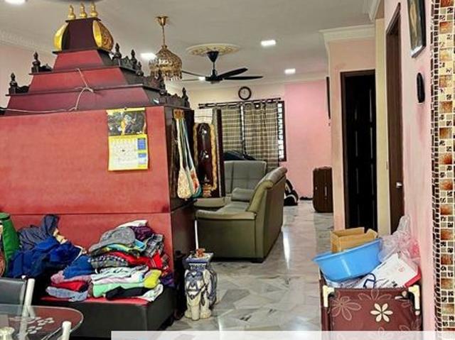 House for sale in Country Heights Damansara, Kuala Lumpur