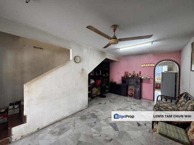 House for sale in Country Heights Damansara, Kuala Lumpur