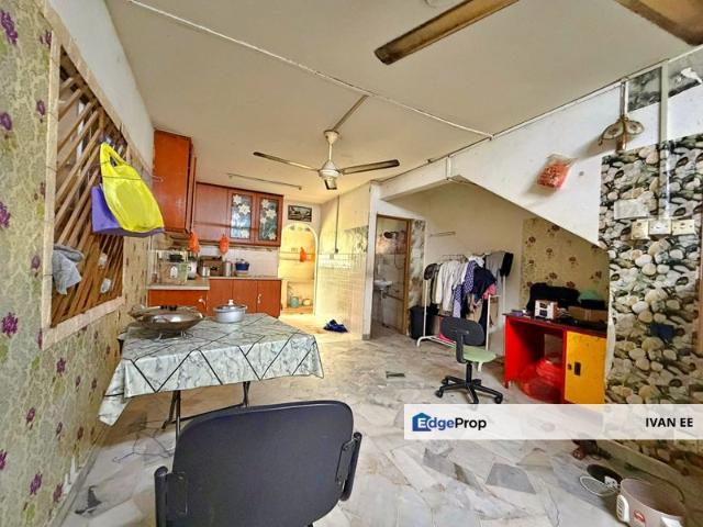 House for sale in Country Heights Damansara, Kuala Lumpur