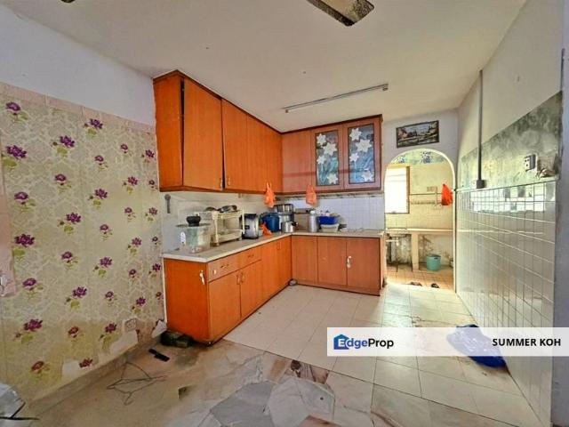House for sale in Country Heights Damansara, Kuala Lumpur
