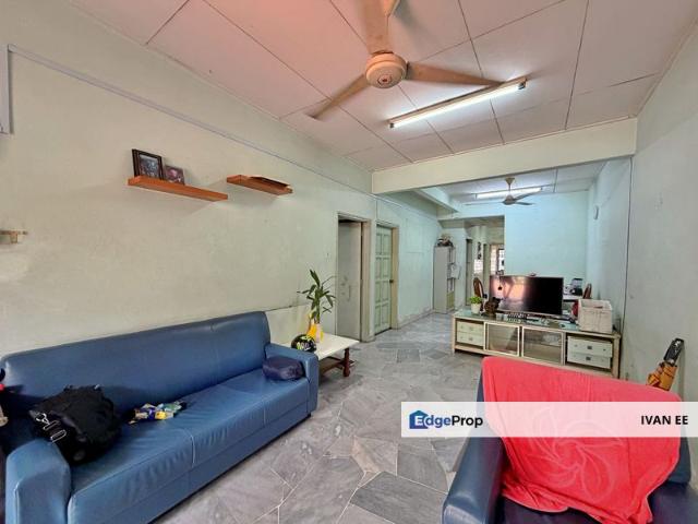 House for sale in Country Heights Damansara, Kuala Lumpur