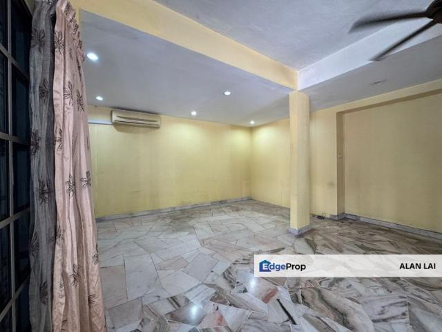 House for sale in Country Heights Damansara, Kuala Lumpur