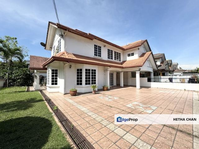 House for sale in Country Heights Damansara, Kuala Lumpur