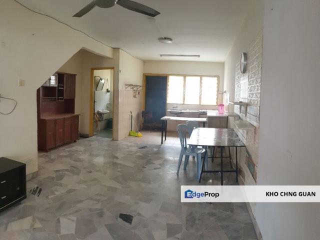 House for sale in Country Heights Damansara, Kuala Lumpur
