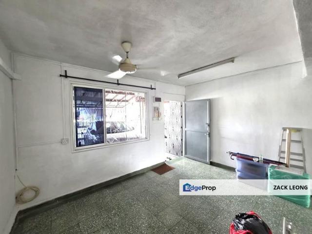 House for sale in Country Heights Damansara, Kuala Lumpur