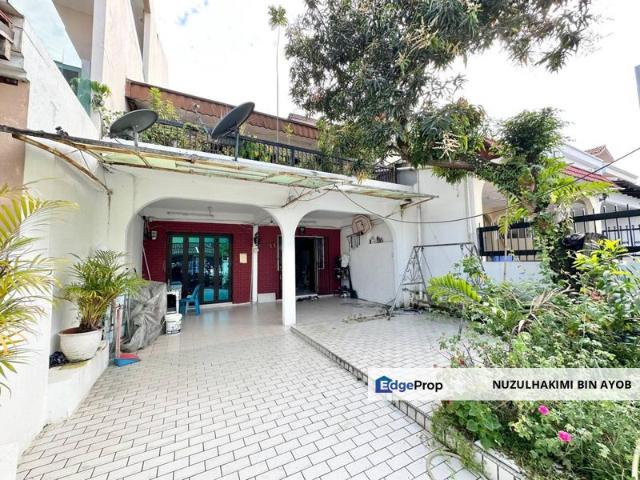 House for sale in Country Heights Damansara, Kuala Lumpur