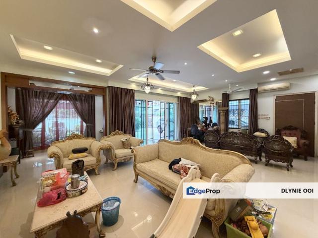 House for sale in Country Heights Damansara, Kuala Lumpur