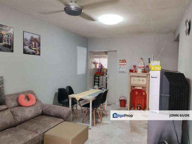 House for sale in Country Heights Damansara, Kuala Lumpur