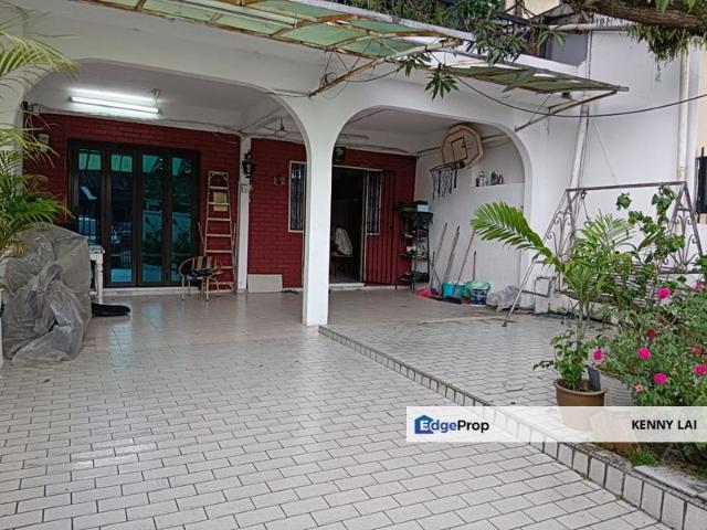 House for sale in Country Heights Damansara, Kuala Lumpur