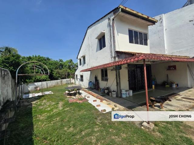 House for sale in Country Heights Damansara, Kuala Lumpur