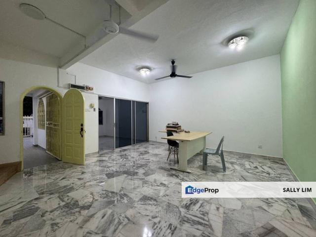 House for sale in Country Heights Damansara, Kuala Lumpur