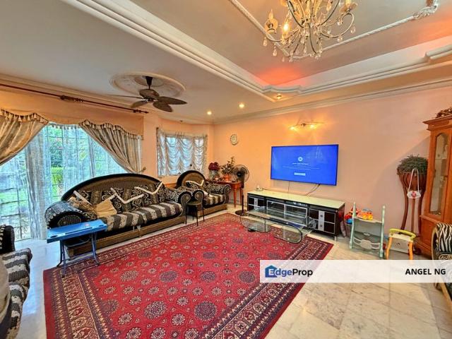 House for sale in Country Heights Damansara, Kuala Lumpur