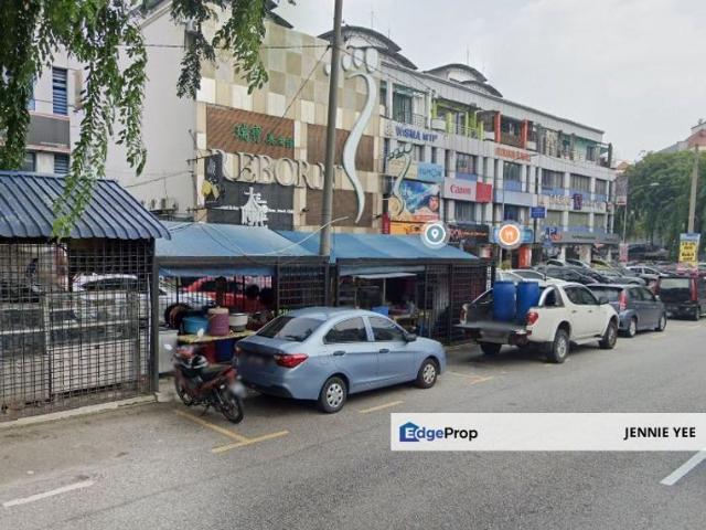 Shop for rent in Sri Petaling, Kuala Lumpur