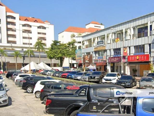 Shop for rent in Sri Petaling, Kuala Lumpur