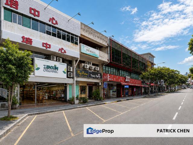 Shop for rent in Country Heights Damansara, Kuala Lumpur