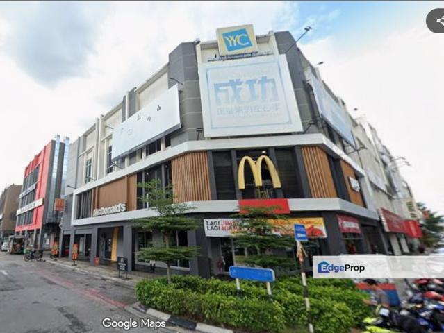 Shop for rent in Country Heights Damansara, Kuala Lumpur