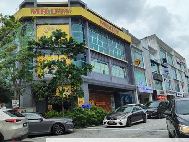 Shop for rent in Country Heights Damansara, Kuala Lumpur