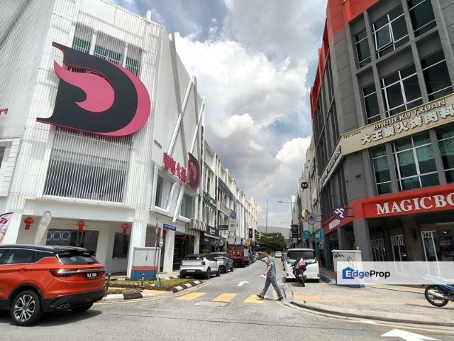 Shop for rent in Country Heights Damansara, Kuala Lumpur