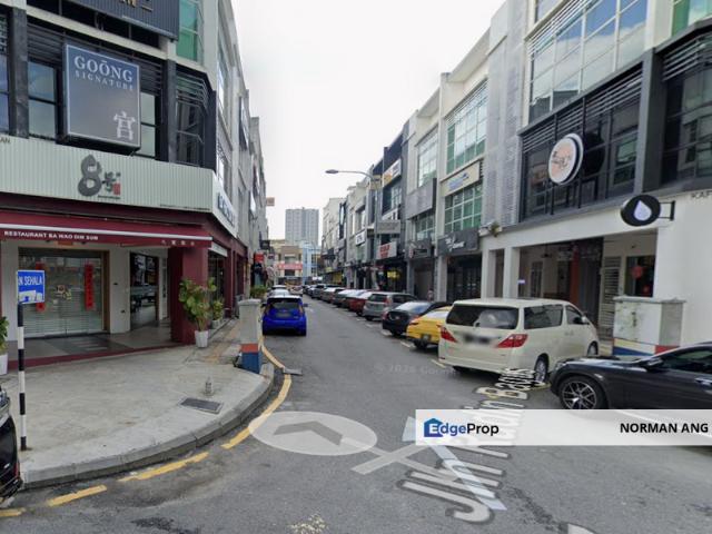 Shop for rent in Country Heights Damansara, Kuala Lumpur
