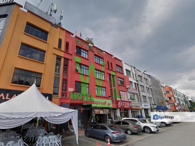 Shop for sale in Petaling, Alam Impian