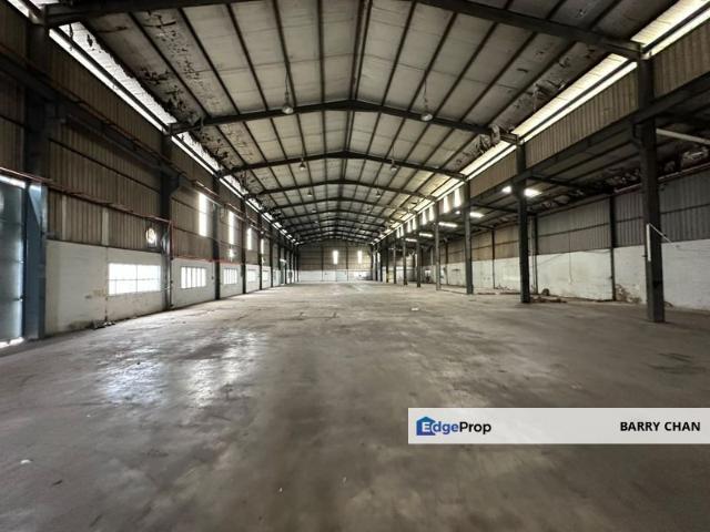 Warehouse for rent in Petaling, Alam Impian