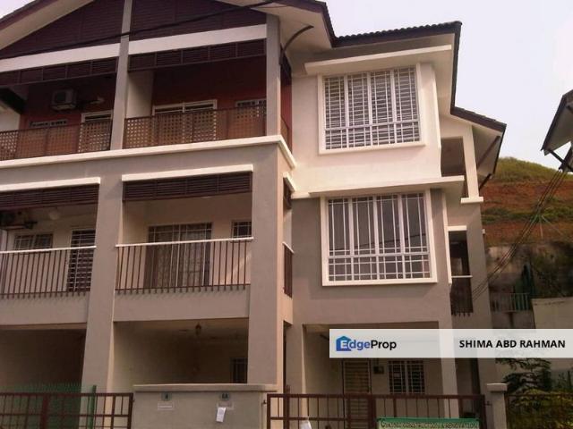 House for sale in Petaling, Alam Impian