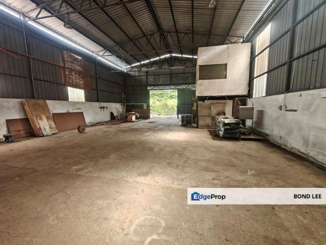 Warehouse for rent in Petaling, Alam Impian