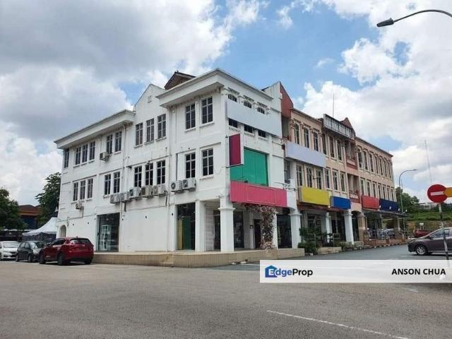 Shop for sale in Tampoi, Johor Bahru