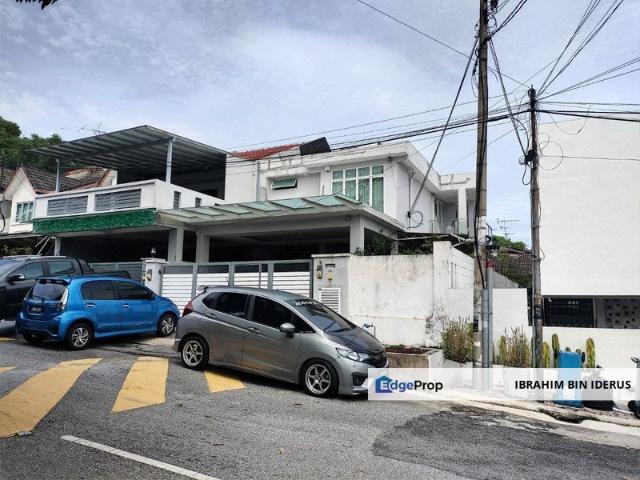 House for sale in Country Heights Damansara, Kuala Lumpur