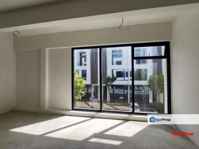 Shop for rent in Mukim 16, Tena