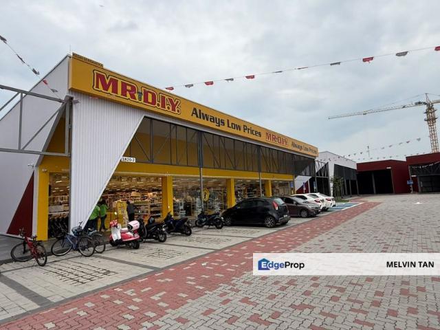 Shop for rent in Mukim 16, Tena