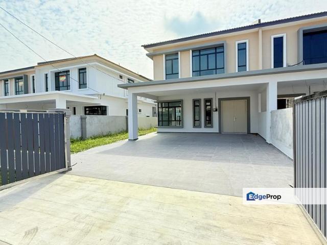 House for sale in Malaka