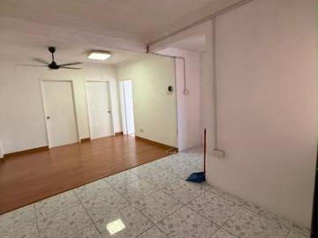 Apartment for sale in Port Klang, Selangor