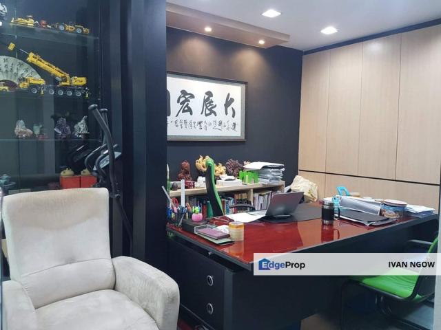 Shop for sale in Petaling, Tanjong Sepat