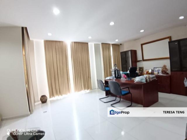 Shop for sale in Country Heights Damansara, Kuala Lumpur