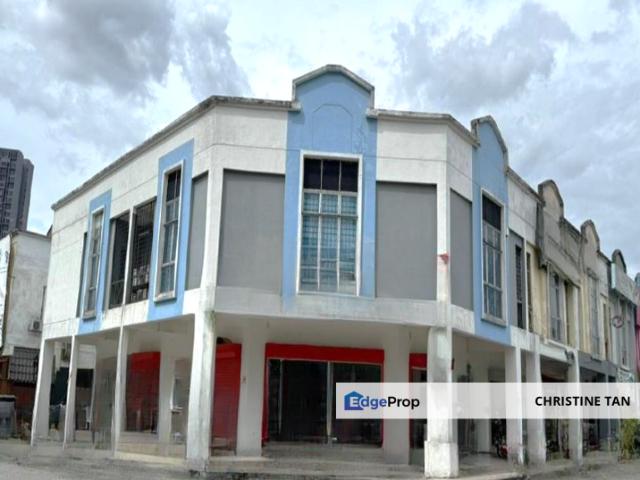 Shop for rent in Country Heights Damansara, Kuala Lumpur