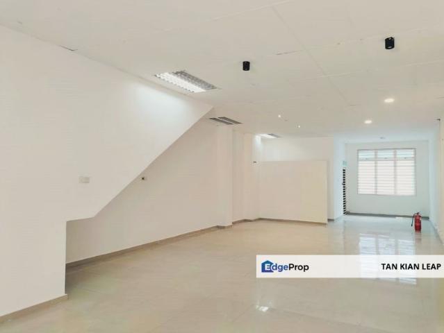 Shop for sale in Kajang, Langat
