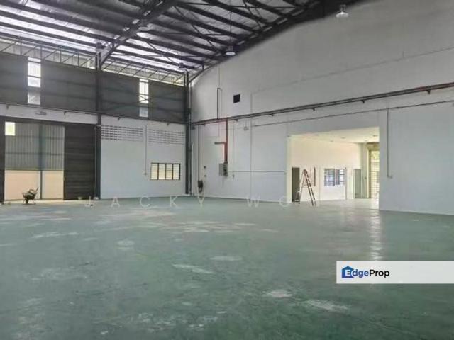 Warehouse for rent in Lake Vista, Majlis Bandaraya Subang Jaya