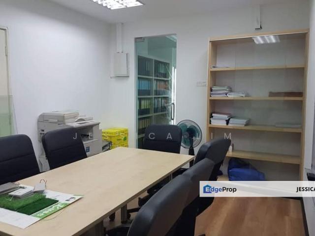 Shop for rent in Petaling, Subang Jaya