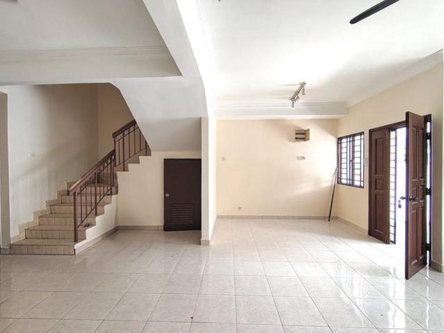 Terraced House for sale in Petaling, Subang Jaya