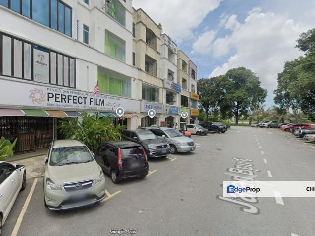 Shop for rent in Lake Vista, Majlis Bandaraya Subang Jaya