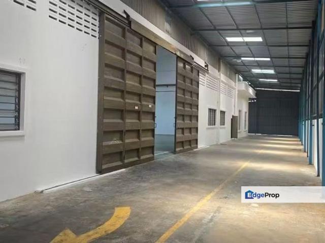Warehouse for rent in Puchong, Majlis Bandaraya Subang Jaya