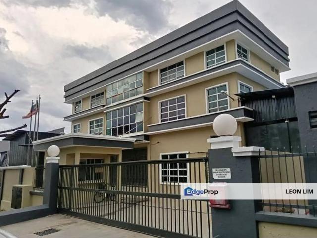 Warehouse for rent in Petaling, Subang Jaya