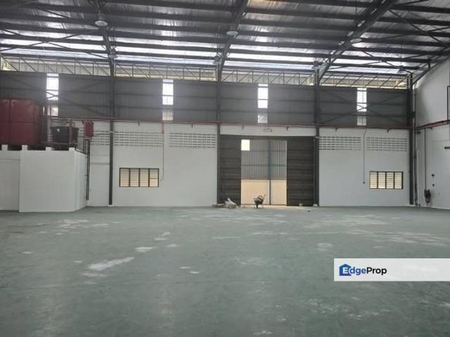 Warehouse for rent in Lake Vista, Majlis Bandaraya Subang Jaya