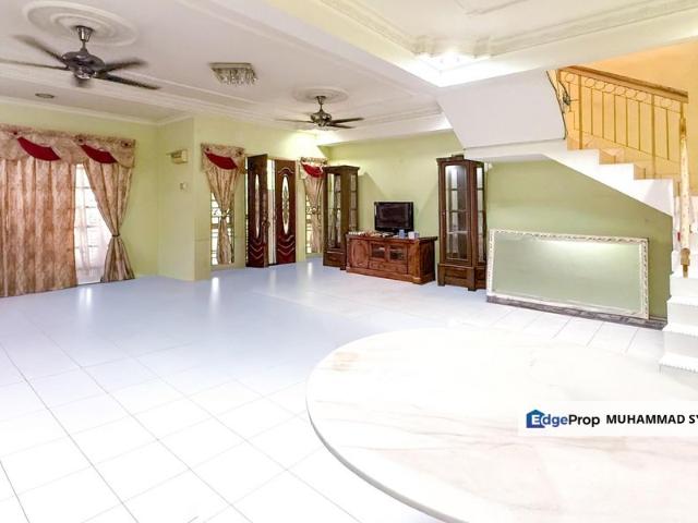 House for sale in Puchong, Majlis Bandaraya Subang Jaya