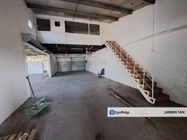 Warehouse for rent in Petaling, Subang Jaya