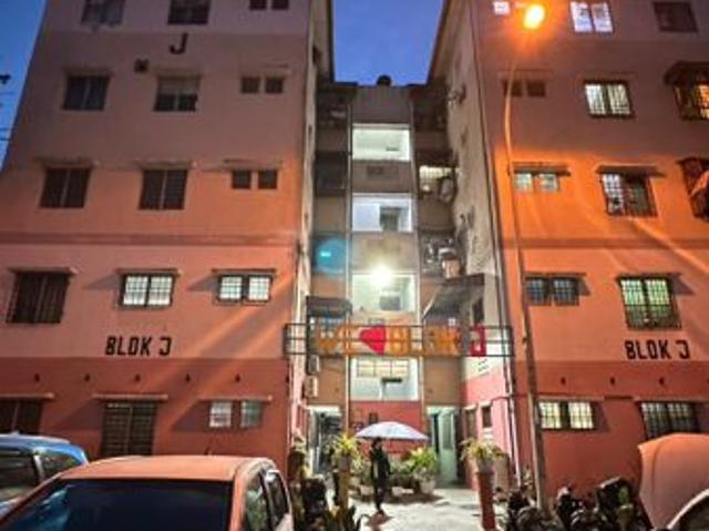 Flat for sale in Bandar Bukit Tinggi 2, Bandaraya Klang