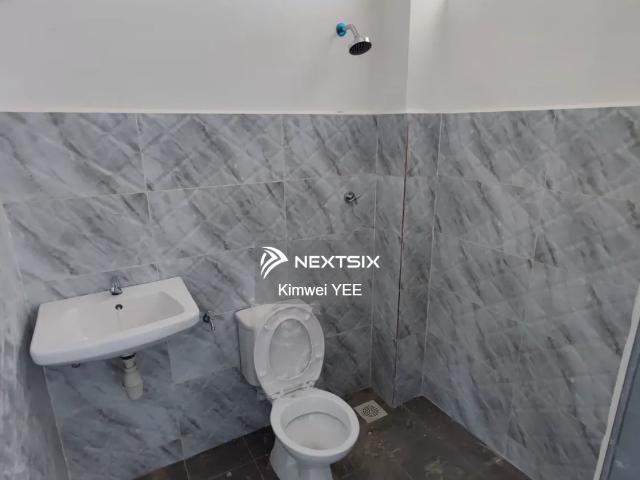 Residential House for sale in Ulu Tiram, Johor