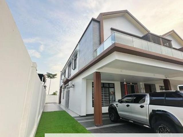 House for sale in Ulu Tiram, Johor