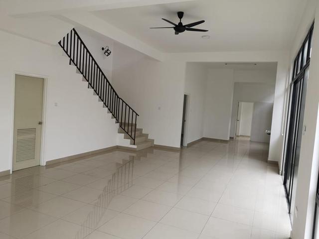 House for sale in Ulu Tiram, Johor